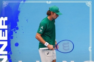 中网男单第二轮：3号种子德米纳尔2-1战胜林德克内西，晋级八强