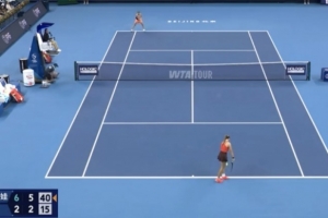 朱琳0-2不敌4号种子安德列娃，止步中网女单第二轮