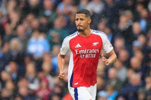 防止皇马挖角！罗马诺：萨利巴即将涨薪续约，与阿森纳签至2030年