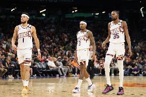 布克谈失败的太阳三巨头：这是我职业生涯中最艰难的2年