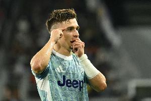 意媒：孔塞桑出于负荷管理被尤文安排单独训练，能否首发存在悬念