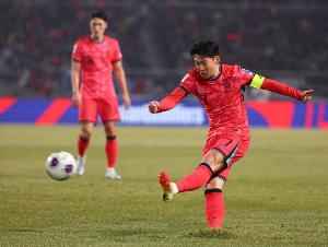 韩媒：孙兴慜无缘亚足联最佳&不如他的球员却能入选，让人费解