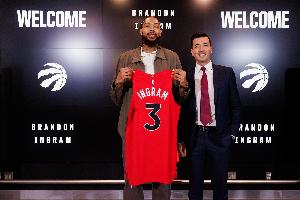 珀尔特尔：英格拉姆防守端非常投入 擅长预判球的传递路线