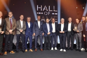 拉姆致小猪：你是风雨中的磐石，你是一名让德国人永远铭记的球员