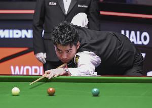 斯佳辉打出单杆139分仍3-5不敌威尔斯，无缘西安大奖赛16强