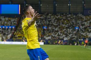 走弯路了C罗前19年挣了4.1亿镑薪水，在胜利4年挣6亿+15%股份