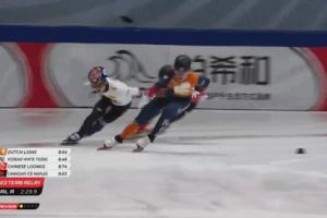 中国短道队2000米混接夺金，刘少昂最后一圈一穿二绝杀！韩国犯规