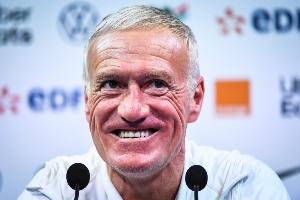 德尚：法国上一场踢的是4231而非442，7名前锋缺席但我并不担忧