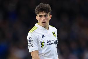 TA：利兹联球员丹尼尔-詹姆斯提前五周伤愈，本轮有望进比赛名单