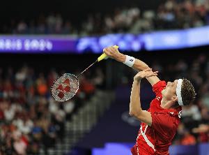 安赛龙谈发球争议：我没有被判犯规，将继续这样做直到被禁止