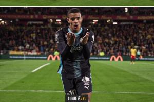 这射术格林伍德弧顶不停球搓射死角，开季各赛事12场8球4助