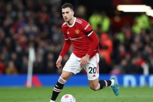 又漏人！马金桥：达洛特为什么还在场上？马兹拉维比他强十倍