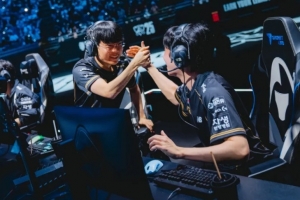 不同往昔，赛事官方分享S7与S15 BDD、Cuzz、Ruler神情对比