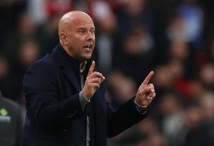 斯洛特：范戴克进球后14秒边裁才举旗 曼城上赛季类似球却算进了