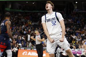 弗拉格：大家对球队进攻体系更适应了 现在也更有条理对我们有利