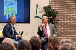 拉波尔塔：梅西值得巴萨最高的致敬 已在讨论在诺坎普为他立雕像