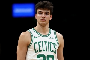 布朗：冈萨雷斯很渴望上场打球  教练要求的事他都会全力以赴完成