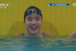 小孩姐第3金！13岁于子迪夺女子400米混合泳金牌，14岁常墨涵摘银