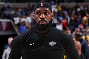 南湾湖人主帅：能与GOAT詹姆斯训练难以置信 他最早到场无比专注