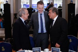 拉波尔塔：不惊讶哈维出席丰特活动 弗洛伦蒂诺无论输赢都很得体