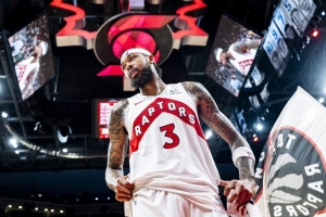 英格拉姆：猛龙氛围很棒大家都很欢迎我 帮我找回状态在这很舒心