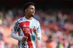 劳伦：年轻球员需要比赛才能成长，将恩瓦内里外租不失为好主意