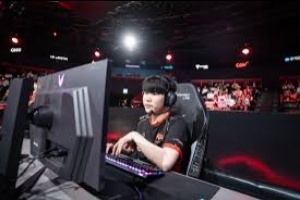 冠军中单沦落到轮换？韩媒：Scout签约一年，将与Calix竞争首发位置