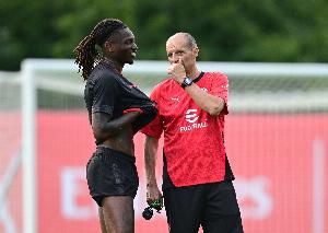 莱奥：击败国米就能登顶积分榜 我喜欢过人但现在进球最重要