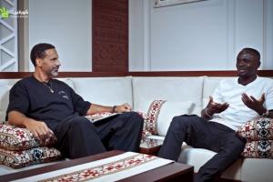 马内：我妈妈讨厌足球认为是浪费时间 16岁我借钱第一次逃出村子