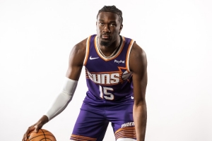 马威：对9胜6负开局并不是很惊讶 赛季初的一些比赛我们也该赢下