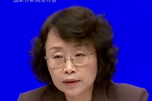 艺高人胆大！迪马尔科这记处理球让对手队友全看愣