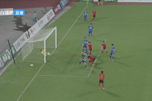这球进了吗？中甲赛场惊现门线悬案，最终边裁示意进球有效