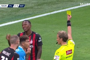 米兰十人作战！埃斯图皮尼安送红点套餐！德布劳内点射破门！