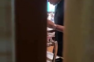 李小恒社媒： 在 Vako 努力工作的时候享用一些葡萄