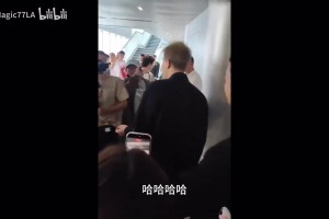 小迷弟！鹈鹕7号秀费尔斯：成长过程中最喜欢库里！