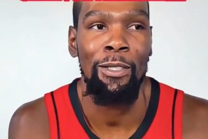 杜兰特媒体日谈生日愿望：希望火箭有个健康 全胜无负的赛季~