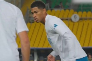 贝克汉姆女儿都这么大啦，这老爹和哥哥咋还一直唠叨唠叨