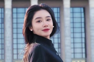 美娜：国泰民安 盛世华章 祝祖国生日快乐