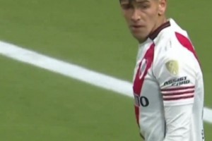 逆袭人生！两年前街头卖零食，如今入选阿根廷国家队