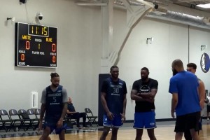 后生可畏啊！76人队内单挑，乔治被马克西顶防+大帽