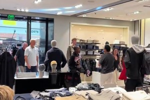 弗拉格：众目睽睽之下，买太便宜的东西不行