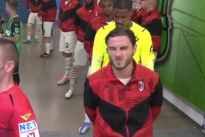 那一天的凌晨，罗森内里和他们一样屏住呼吸，等待开始哨声的吹响