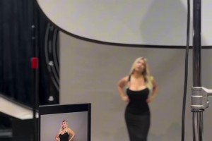 可恶！旺达又出来大秀身材啦，为啥这么多媒体找她拍照