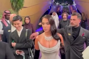 姆巴佩：C罗一直是我的榜样，他是头号球星，他是皇马的标杆