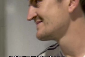 迈尼昂精彩的脚下技术，令佛罗伦萨球员无可奈何