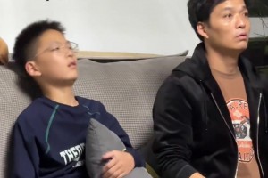 哀莫大于心死！实拍：工体现场球迷高喊“恭喜海牛，还我国安”