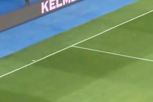 亚洲顶级天赋！此前世预赛胡桑诺夫一上身体，对方就倒了