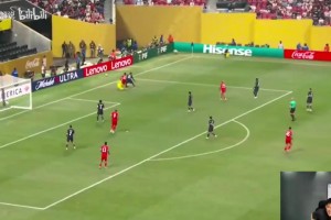 季前赛时多纳鲁马把穆西亚拉整伤了，多纳鲁马掩面痛哭！