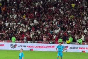 球队身陷降级区！内马尔对教练换下自己无奈和不满