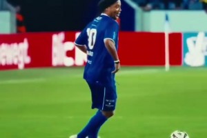 全球顶流！Dua Lipa现场观看博卡对河床，并与双方主席合影！